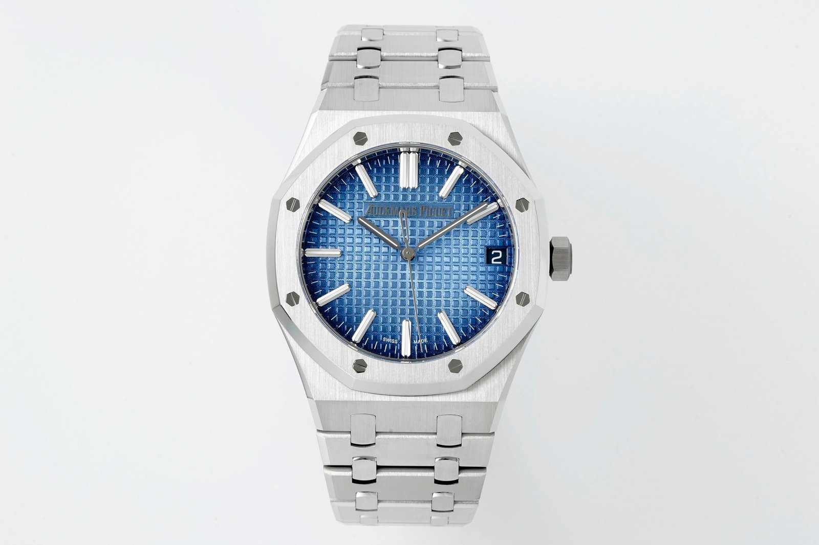 VS Factory Audemars Piguet Royal Oak 41mm White Gold Gradient Smoked Blue Dial (15510BC) 1:1 Super Clone – DD4302 Movement VS Factory Audemars Piguet Royal Oak 41mm White Gold Gradient Smoked Blue Dial (15510BC) 1:1 Super Clone – DD4302 Movement